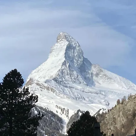 House St-george Cozy With Terrace And View On Village Of